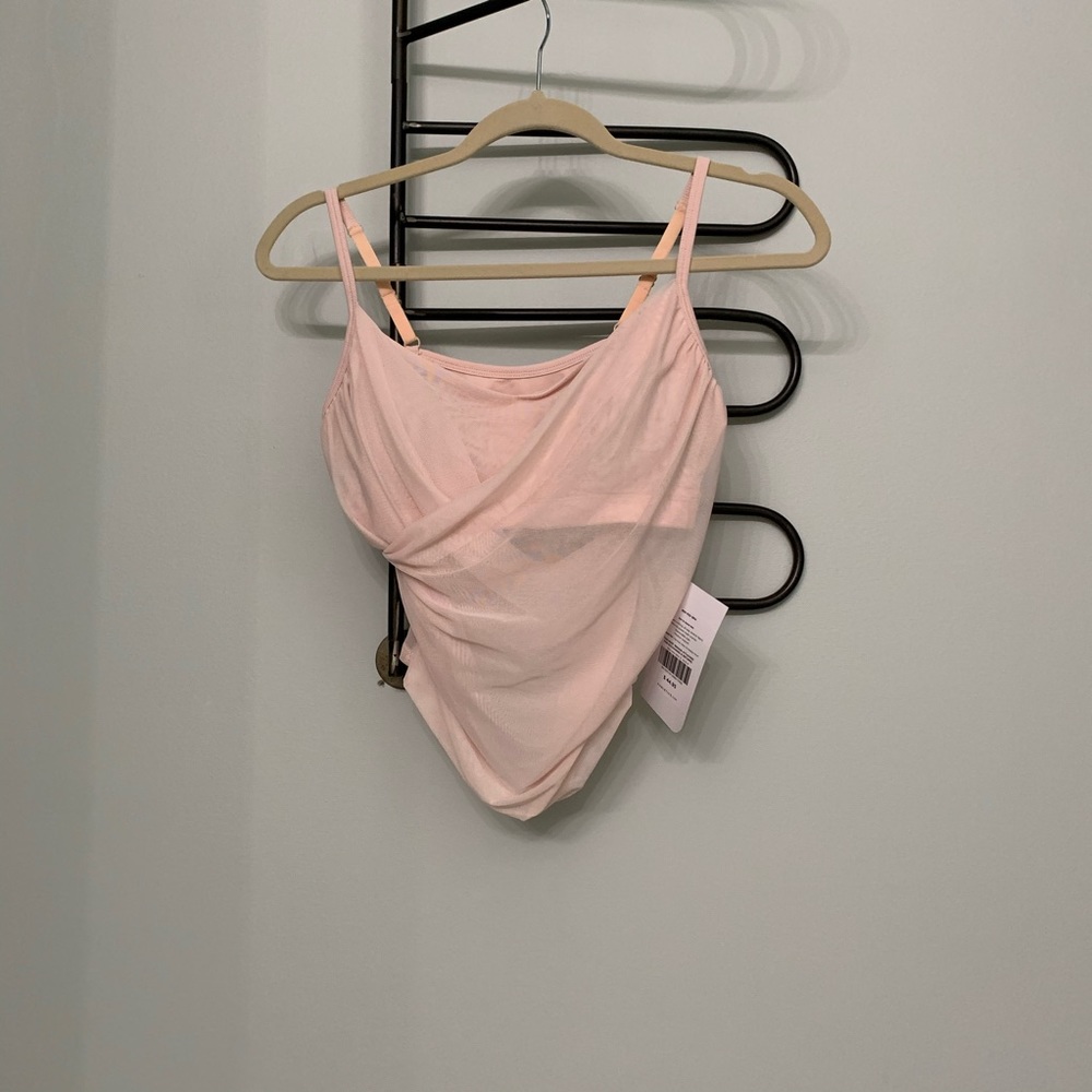 Fabletics mesh overlay active bra, size XS.